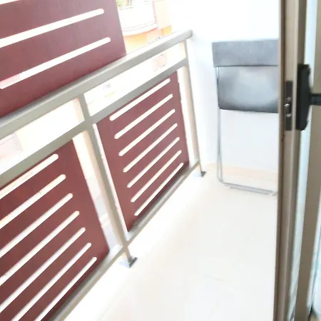 Happy Flat Tenerife Апартаменты *